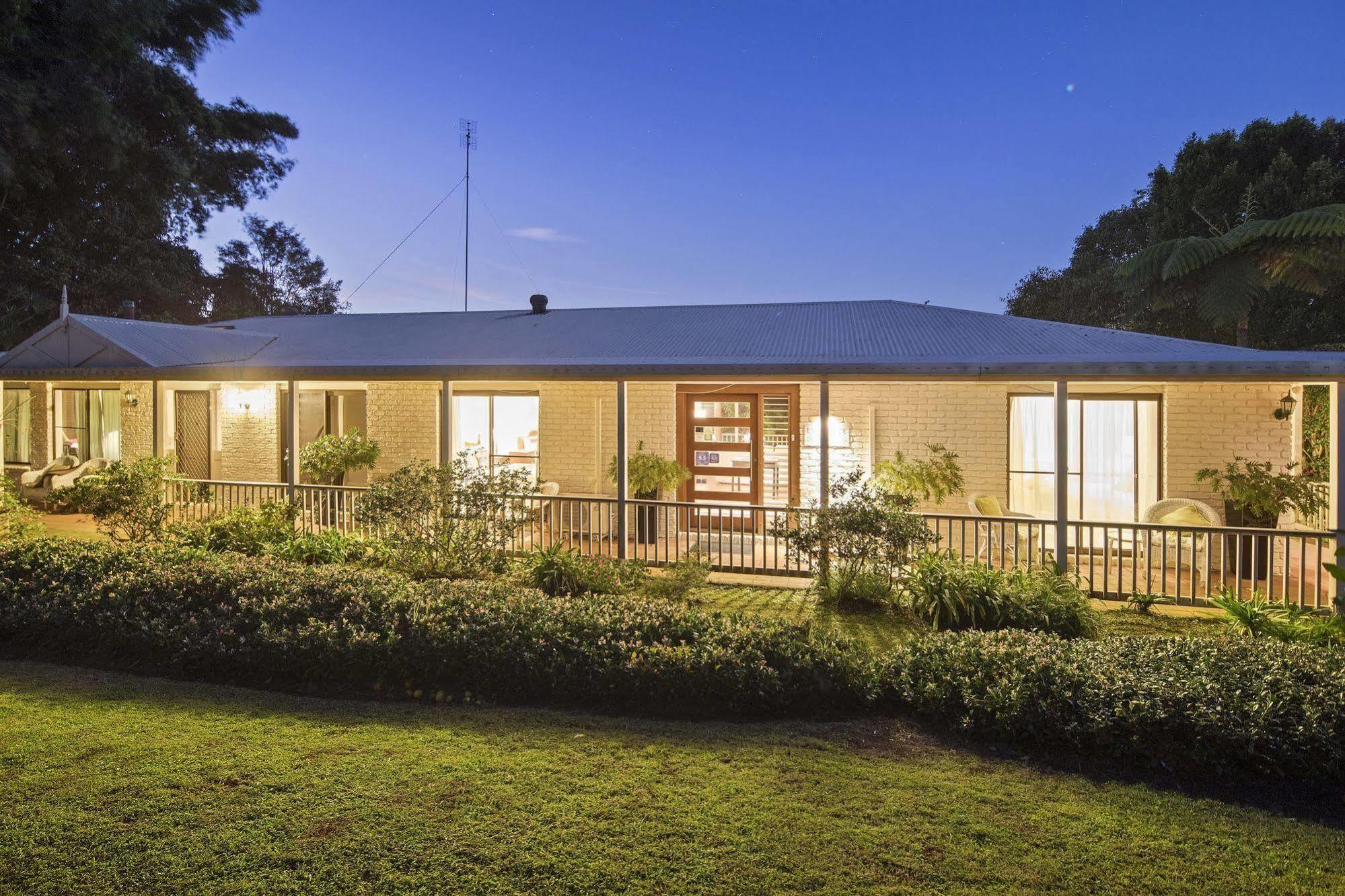 Eden Lodge Nambour Exterior foto
